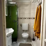 Fuered Apartmanhaz *