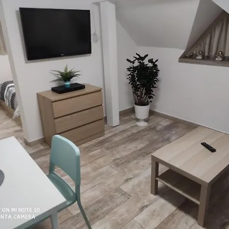 Lejlighed Fuered Apartmanhaz