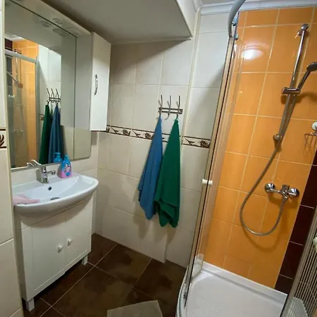 Fuered Apartmanhaz Балатонфюред