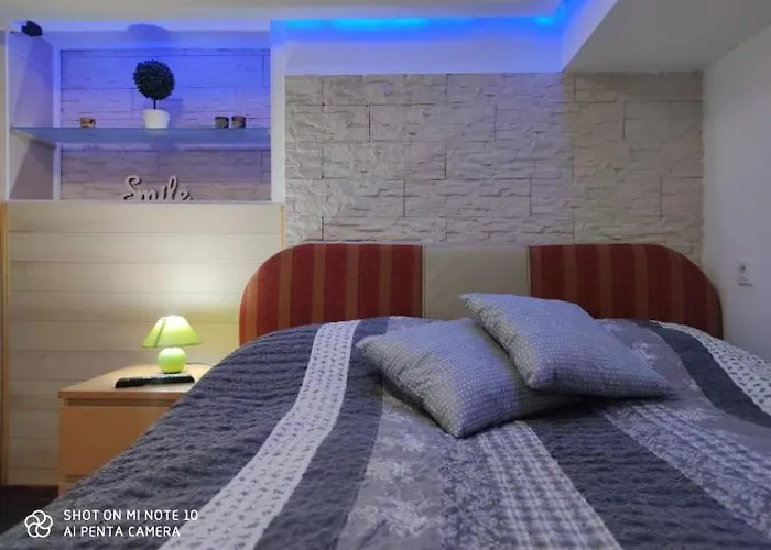 شقة Fuered Apartmanhaz بالاتونفوريد