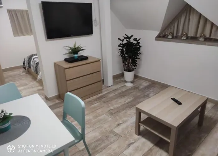 شقة Fuered Apartmanhaz