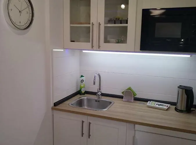 شقة Fuered Apartmanhaz بالاتونفوريد